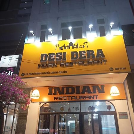 Desi Dera Hotel Danang Exterior photo